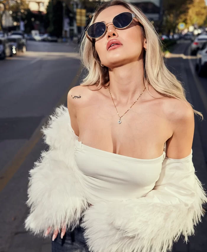 Beyaz Kürk - Görsel 3