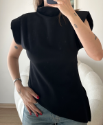 Vatkalı Siyah Bluz - Görsel 2