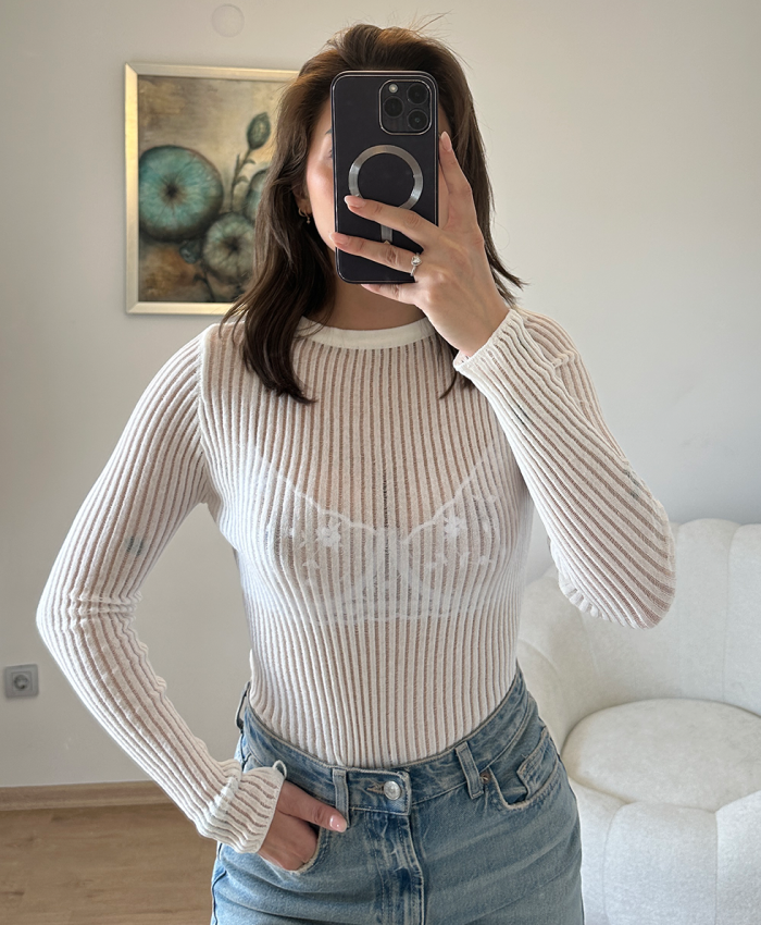 Beyaz Transparan Bluz - Görsel 3